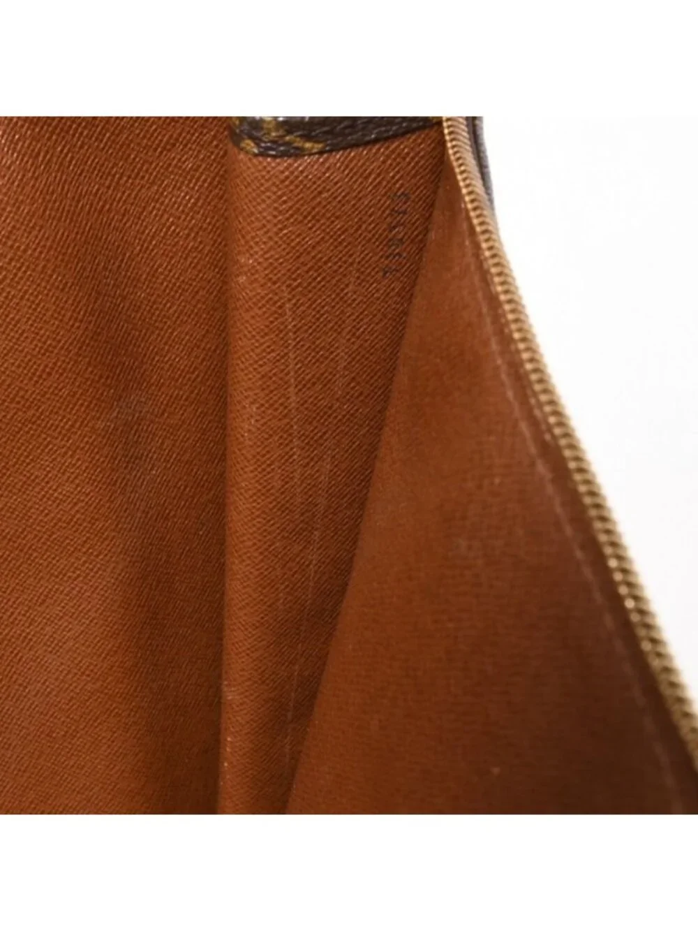 Louis Vuitton Clutch Poche Document Monogram Gold